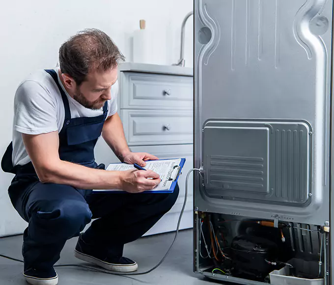 Why Fitchburg, MA Homeowners Choose Fitchburg Appliance Pro for Refrigerator Leak Repair?